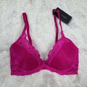 Natori Feathers Lace Trim Bra 32C